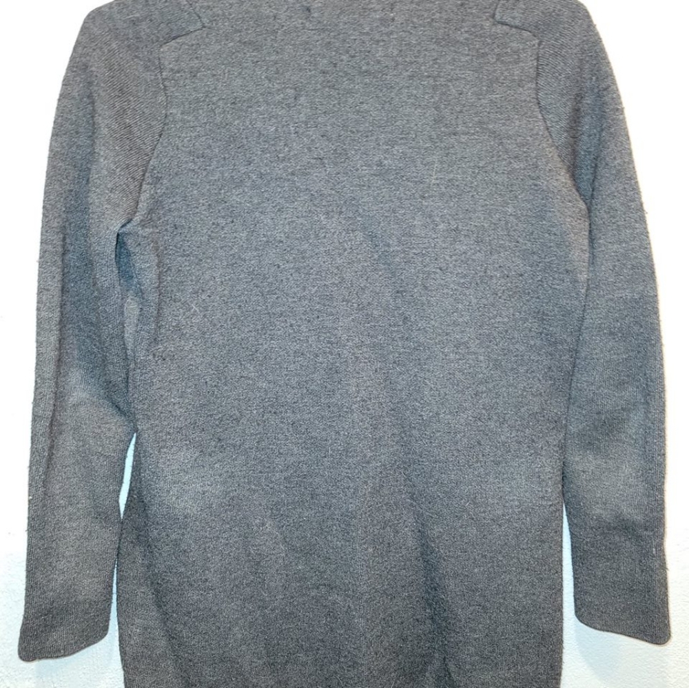 Womans Cardigan - Picture 2 of 2